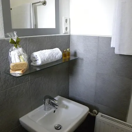 Landhaus Pensjonat 2*