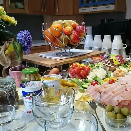 Landhaus Гостевой дом Земмеринг